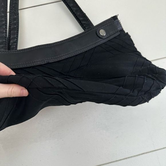 Thirty One Black Mini Baguette Mini Bag - Picture 2 of 8